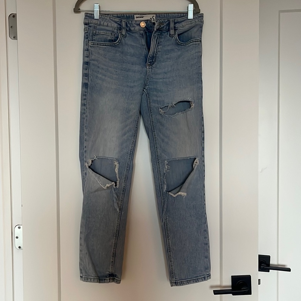 Straight leg ripped jeans